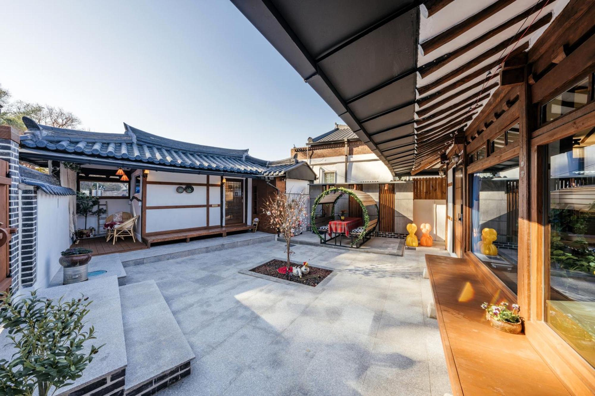 Hotel And Spring Jeonju Exterior foto
